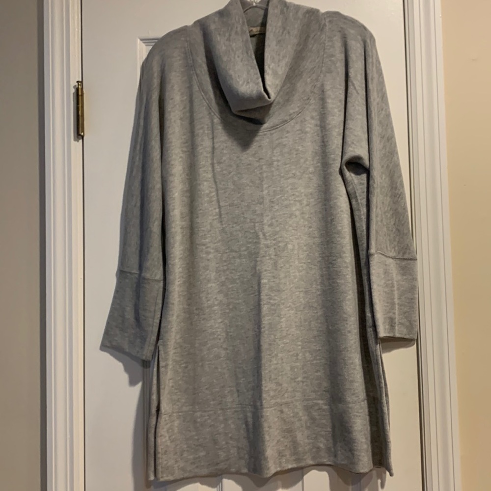 Full neck side slit tunic top